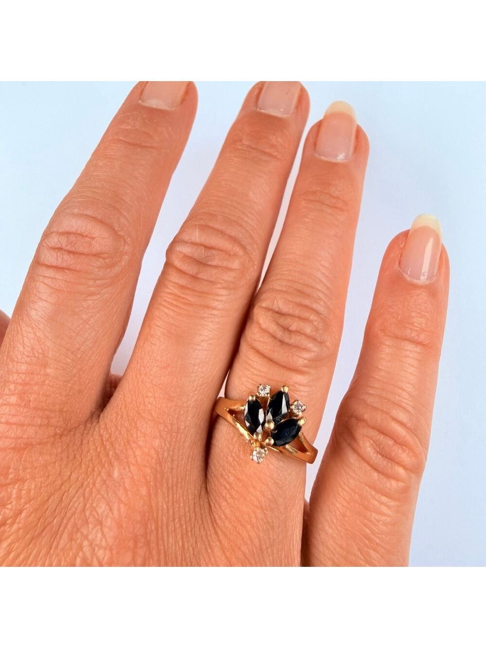 10K Solid Yellow Gold Blue Sapphire & Natural Diamond Cocktail Vintage Ring - Picture 9 of 11